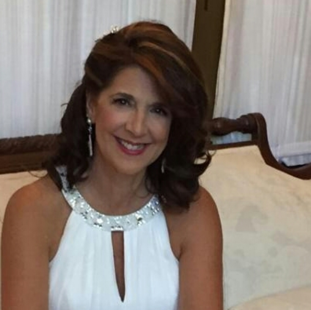 Meet your Posher, Debbie